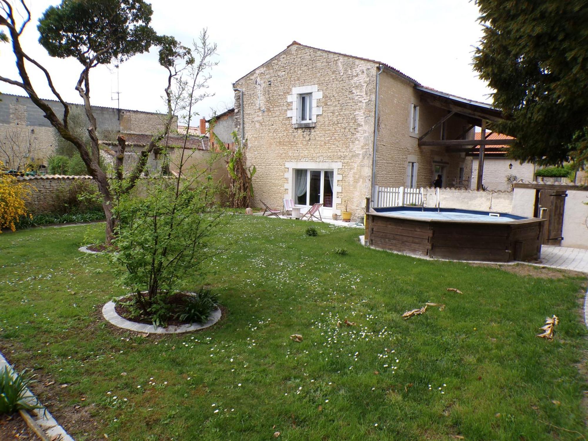 Le Logis De La Venise Verte Saint-Hilaire-la-Palud Экстерьер фото